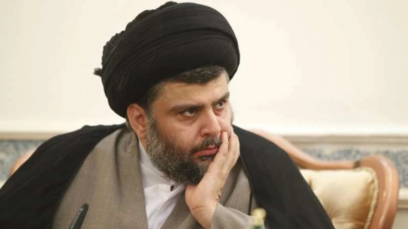 بعد ساعات من استدعائه إلى طهران.. الصدر يتبرأ من هتافات أنصاره ضد إيران