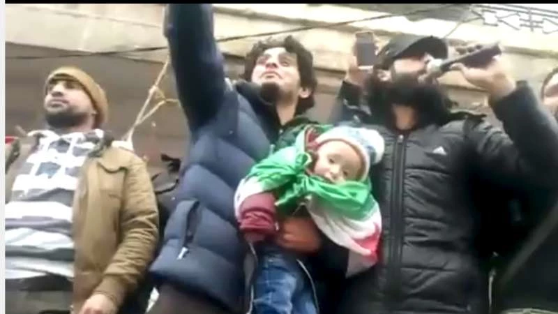 المظاهرات تعم المناطق السورية.. وإدلب تغني "جنة جنة" مع الساروت