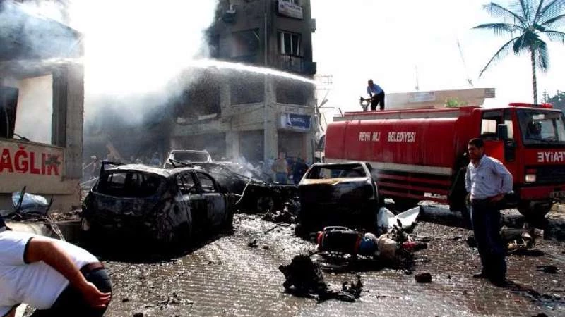 انفجار في ديار بكر و حجب مواقع التواصل الاجتماعي في بعض الولايات