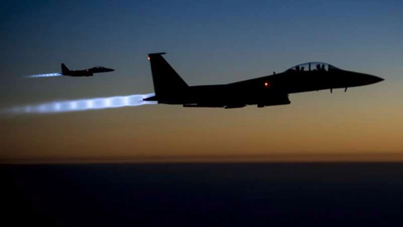 بعد تقدم "داعش".. النظام يتهم طائرات التحالف بقصف مواقعه في دير الزور