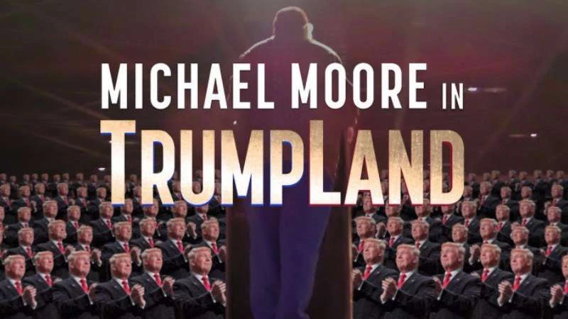 "مايكل مور" يحذر من فوز ترامب: "سينهينا"