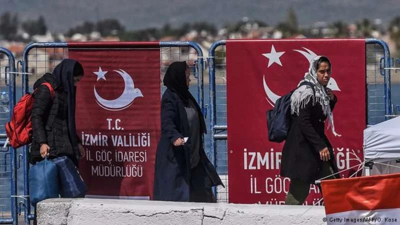 المعارضة التركية تدعو لإجراء استفتاء شعبي بشأن منح الجنسية للسوريين