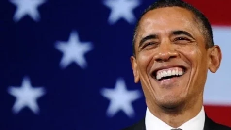 تعرف على سر ابتسامة أوباما الدائمة وماهي مبررات الواشنطن بوست ليلغيها؟ 