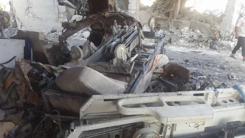 شهداء وجرحى والطيران الروسي يُدمر مشفى "ملس" بريف إدلب 