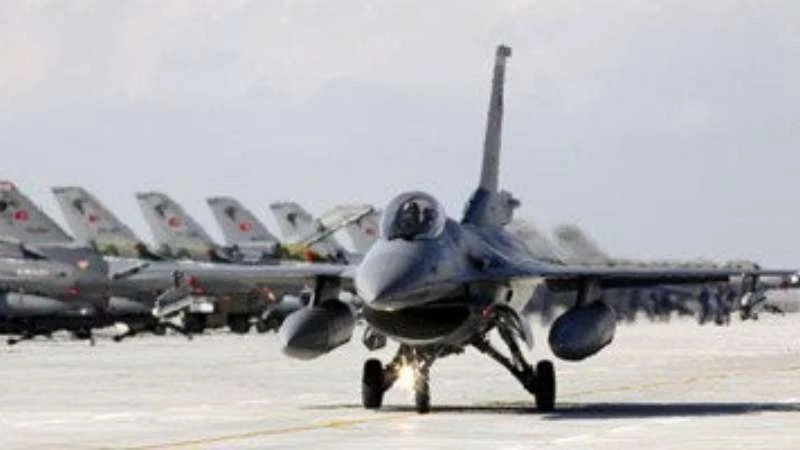 طائرات "إف-16" تبدأ بتنفيذ طلعاتها في أجواء تركيا 