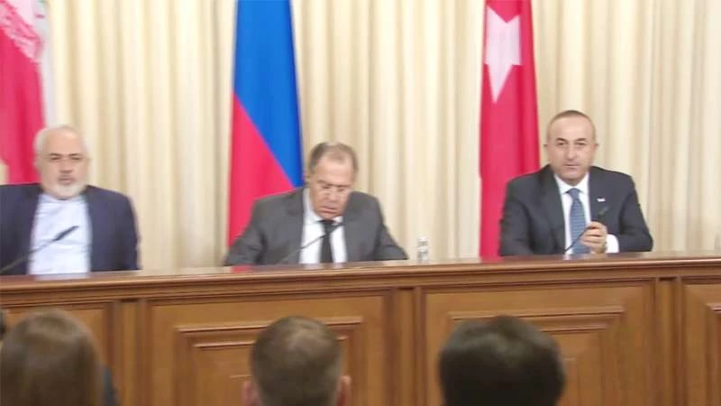 "سعيٌ لاتفاق بين المعارضة والنظام" لافروف يعلن إطلاق مفاوضات جديدة