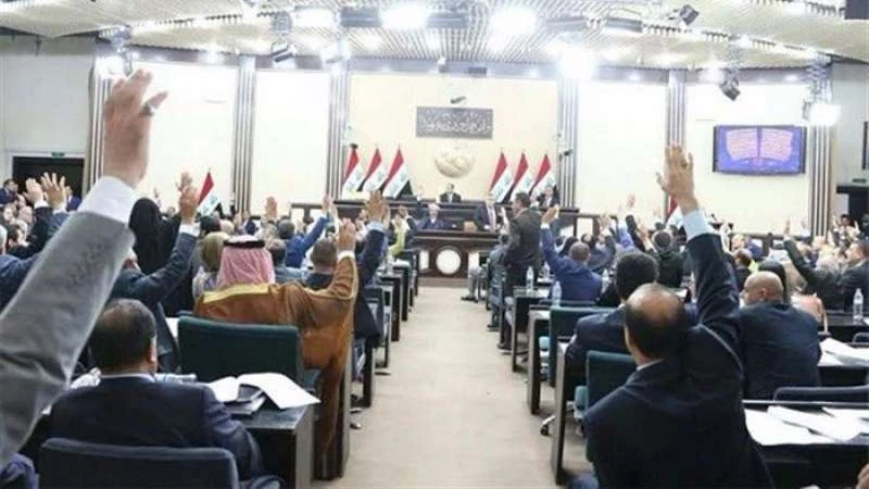 البرلمان العراقي يصوت لدمج الحشد الشعبي بالجيش والكتل السنية تعترض