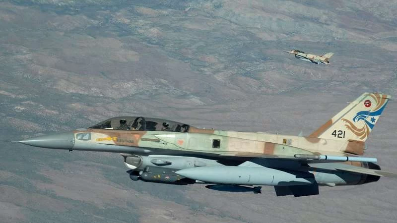 للمرة الأولى.. "إسرائيل" تعلن رسمياً استهداف قاعدة دفاع جوي شرق دمشق 