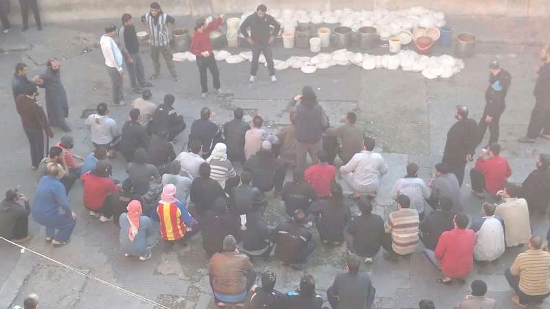 النظام يهدد باقتحامه..معتقلو سجن حمص المركزي يستغيثون  
