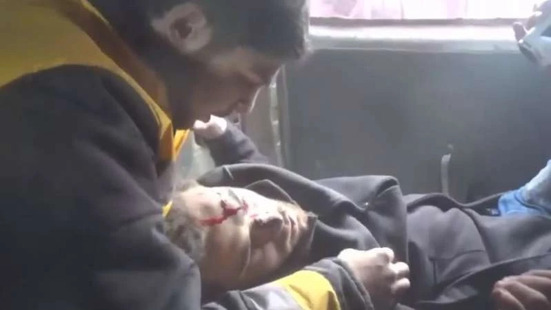 إصابة مراسل أورينت في الغوطة الشرقية (فيديو)