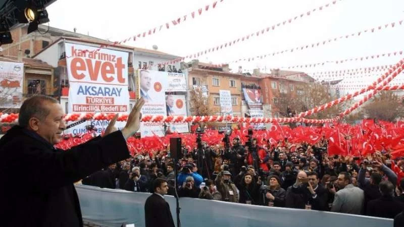 ماذا وراء صراع "الإيفيت" و"الهايير" وما أثره على مستقبل تركيا؟