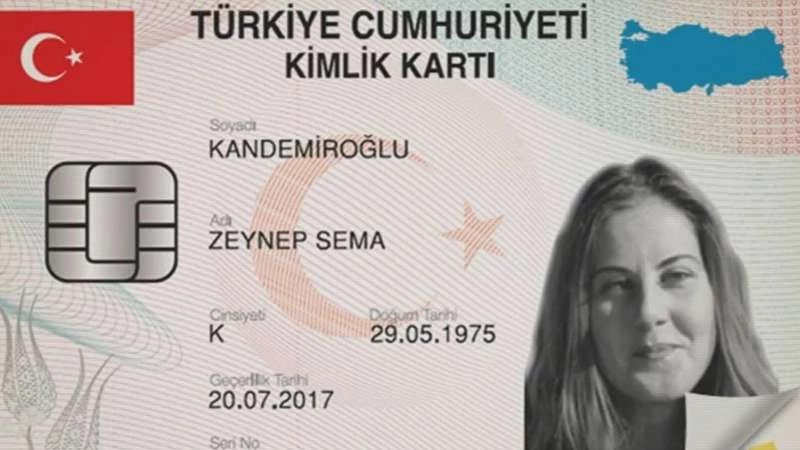 مع بدء حصول السوريين على الجنسية.. مزايا البطاقة الشخصية التركية "ذات الرقاقة"؟