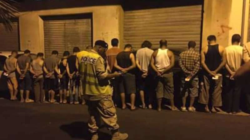 لبنان.. حظر تجول السوريين في بعلبك ليلاً