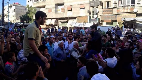 بالصور: أهالي ببيلا وعقربا يحتفلون بإطلاق سراح 4 معتقلين من أبنائهم