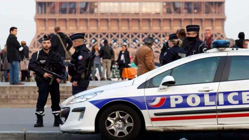 اعتقال رجل بمحطة قطارات في باريس بعد تهديد الشرطة بسكين
