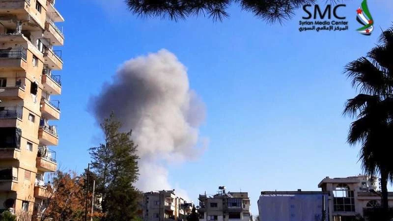 قوات الأسد تواصل التصعيد بالوعر و إلغاء صلاة الجمعة في مساجد الحي