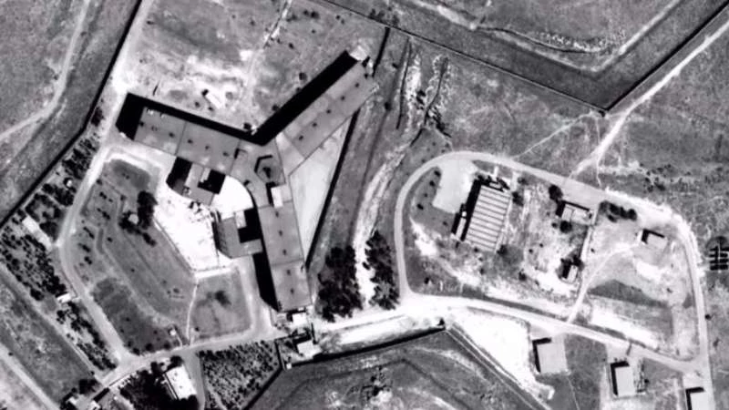 مسؤولة أمريكية تكشف تفاصيل عمليات التعذيب في سجن صيدنايا