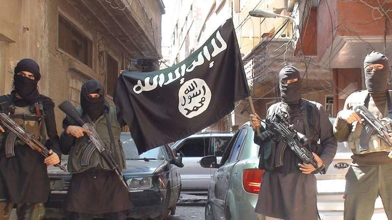 تنظيم "داعش" يهاجم مواقع لـ"جيش الإسلام" في دمشق