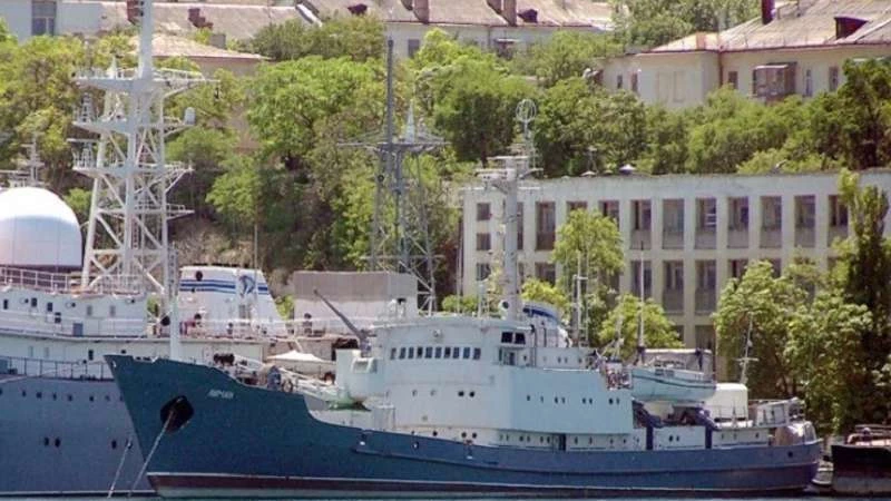 15 روسيا مفقوداً في اصطدام فرقاطة روسية بباخرة في البحر الأسود
