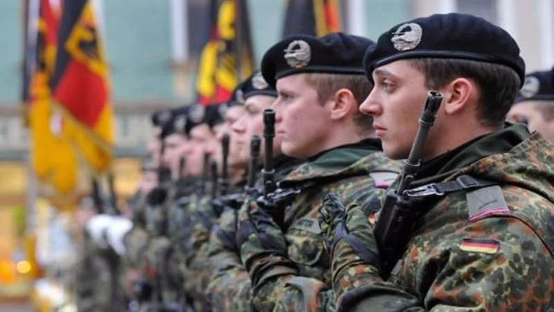 توقيف جندي ألماني بشبهة الإرهاب: زوّر هوية لاجئ سوري وخطط لهجمات