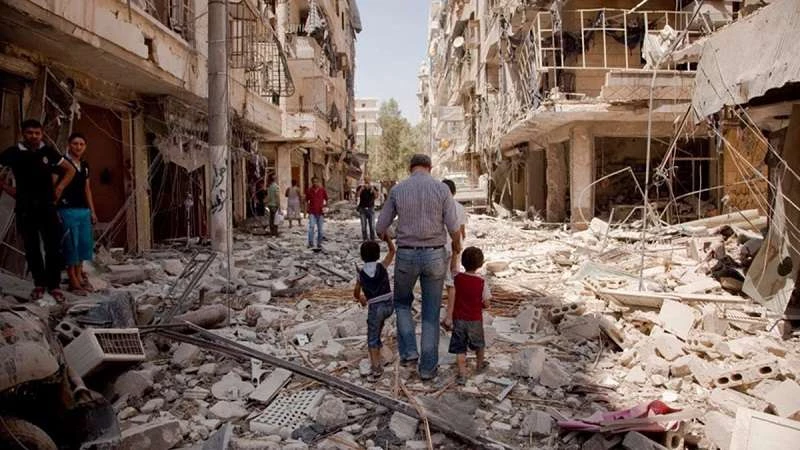 تعرف إلى وسائل نظام الأسد في "تشجيع" مشاريع إعادة الإعمار  