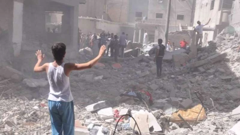ريف حماة.. قوات الأسد تضيق الخناق على تنظيم الدولة وترتكب مجزرة بحق المدنيين