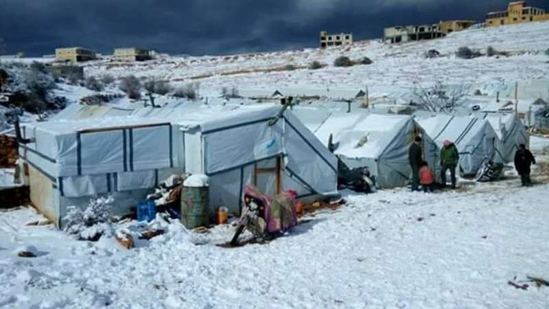 أوضاع انسانية صعبة تعيشها مخيمات اللاجئين السوريين (صور)
