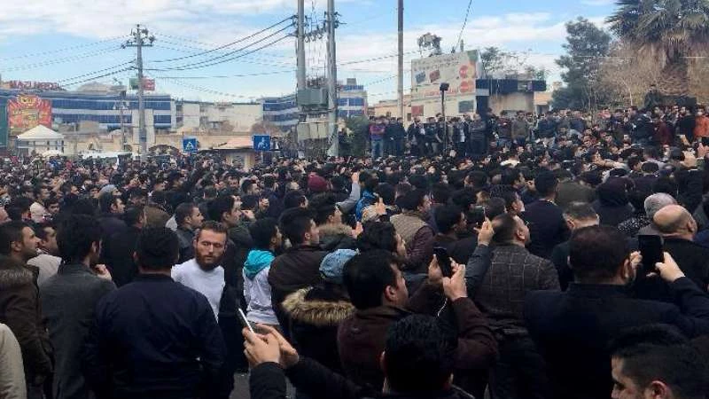 استمرار المظاهرات في إقليم كردستان العراقي والديمقراطي يتهم "مخربين"