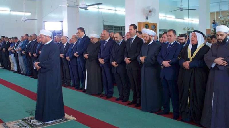 بعد إنجاز صفقات حزب الله.. الأسد يصلي العيد في القلمون