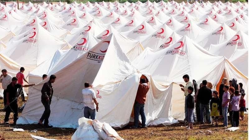 تركيا تعلن عن إنشاء مخيم داخل الأراضي السورية