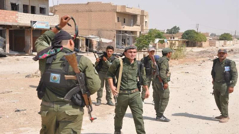 "الوحدات الكردية" تستبدل عناصرها في الحسكة بـ هؤلاء "المقاتلين"!