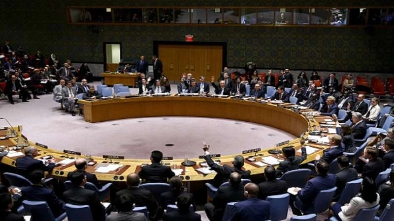 روسيا تفشل في تمرير قرار بمجلس الأمن يدين الضربة العسكرية على نظام الأسد