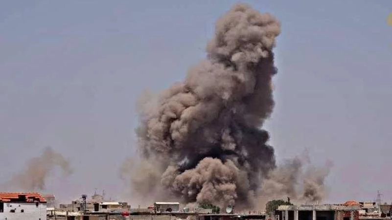 قصف روسي يقتل عناصر من الدفاع المدني في الحراك بدرعا