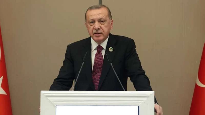 أردوغان يعلن استضافة اسطنبول قمة رباعية لبحث الملف السوري 