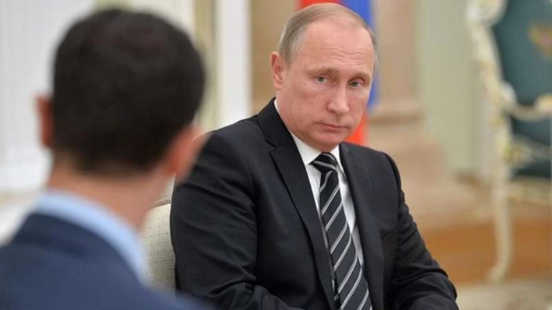 نيويورك تايمز: روسيا تواجه مشكلة كبيرة بشأن مستقبل الأسد في سوريا