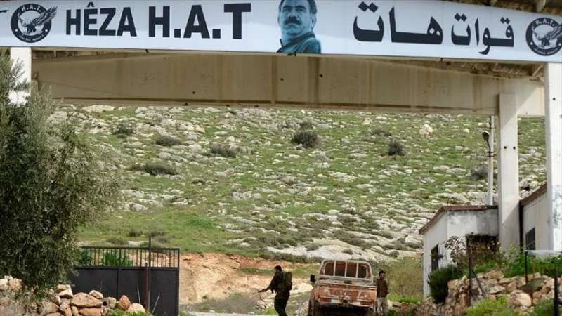 الجيش الحر يسيطر على أكبر قاعدة عسكرية على مشارف عفرين (صور)