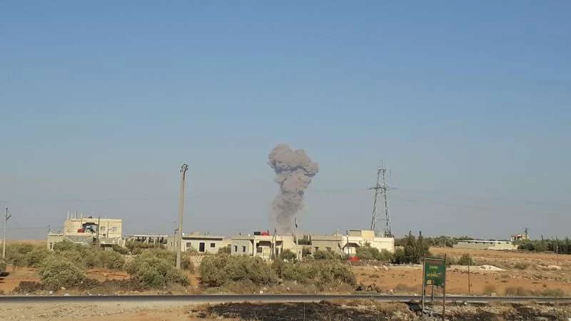 انفجار ضخم يهز مطار خلخلة العسكري (صور)
