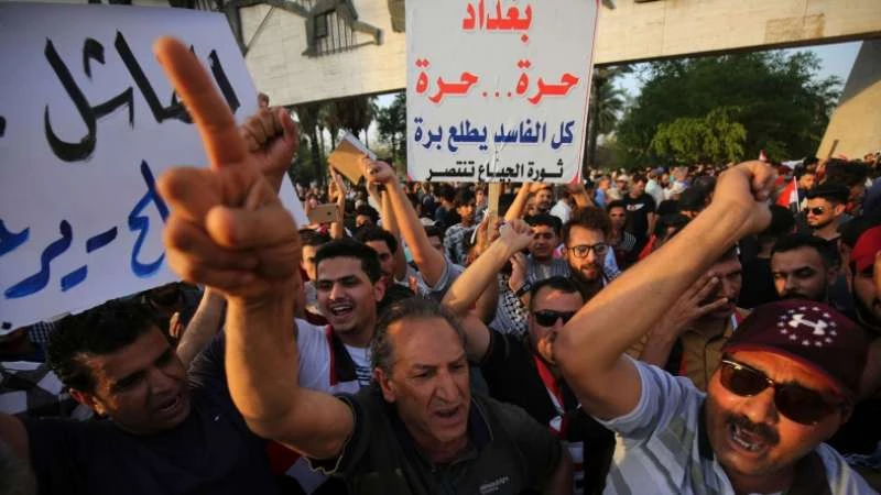 العبادي يطوق المظاهرات في العراق بالمظلومية
