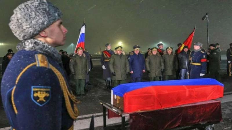 جثة الطيار الروسي وصلت موسكو.. كيف تم تسليمها؟