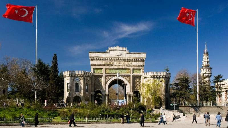 ما شروط التسجيل في الجامعات التركية للطلاب السوريين؟
