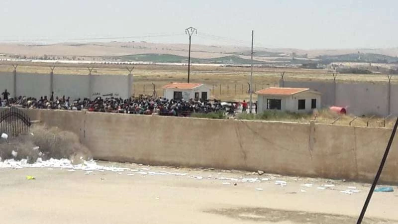 فتح مشافي ميدانية أردنية على الحدود لمعالجة النازحين السوريين