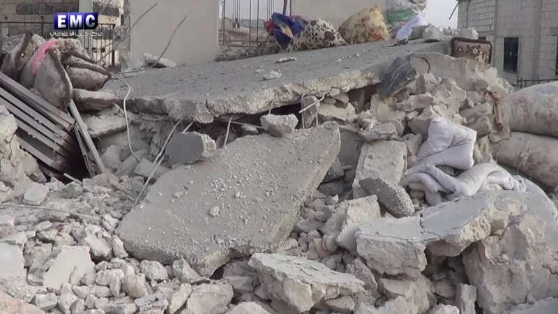 قتلى وجرحى من المدنيين في قصف للنظام على ريف إدلب (فيديو)