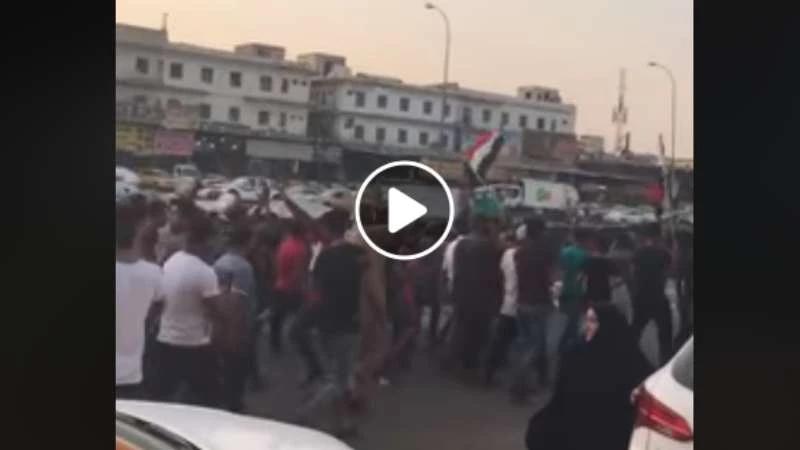 احتجاجات العراق تتحول إلى اعتصامات مفتوحة (فيديو)