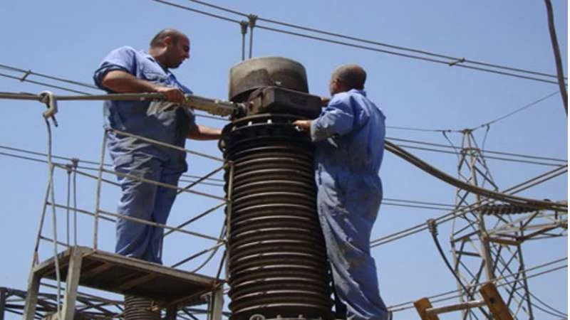 موقع موال يكشف سبب انقطاع الكهرباء المستمر في مناطق النظام