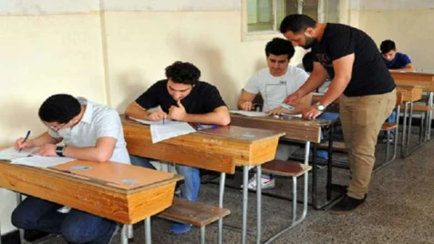 انسحاب شبه جماعي لطلاب الثانوية العامة في دمشق من امتحان الرياضيات!
