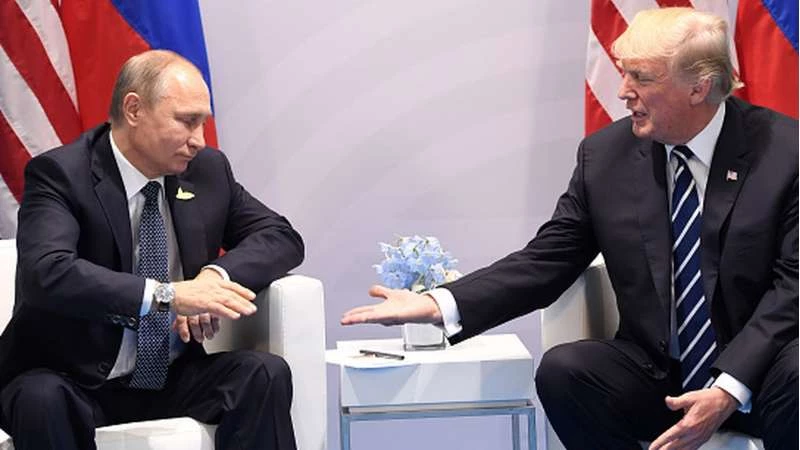 نيويورك تايمز: لماذا يخشى ترامب من روسيا؟