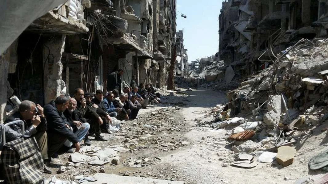 بهذه الوسائل يحاول نظام الأسد إنهاء الوجود الفلسطيني جنوب سوريا