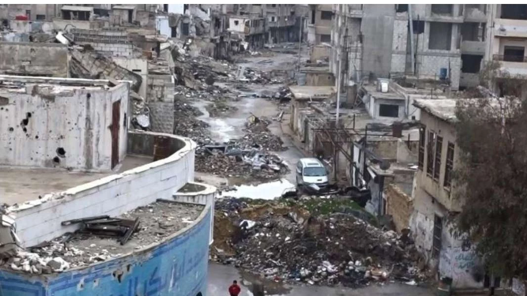 صحيفة موالية تكشف موعد تطبيق "القانون 10" في أحياء دمشق