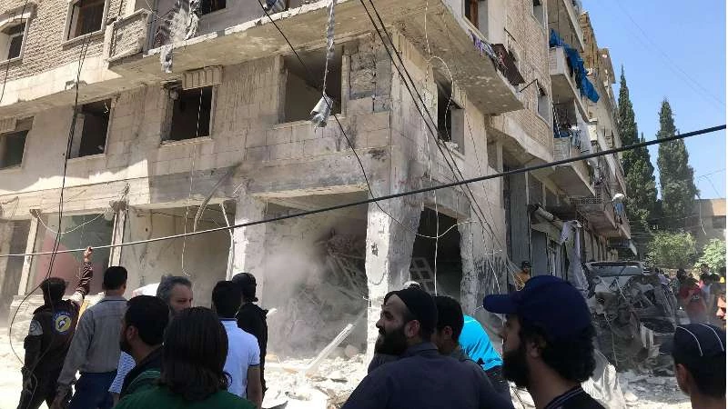 قتلى مدنيون بقصف جوي على ريف إدلب (صور)