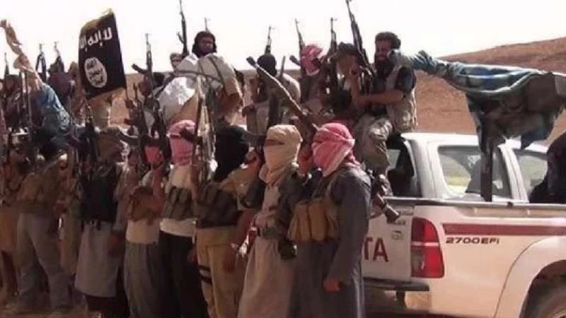داعش يسيطر على بئري نفط شمالي ديرالزور